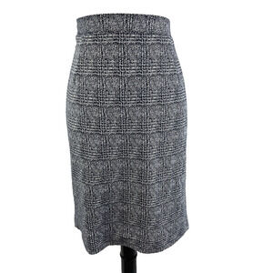 Hawthorn Skirt size Large Navy Blue White Plaid Ponte Knit Pencil Knee Stretch
